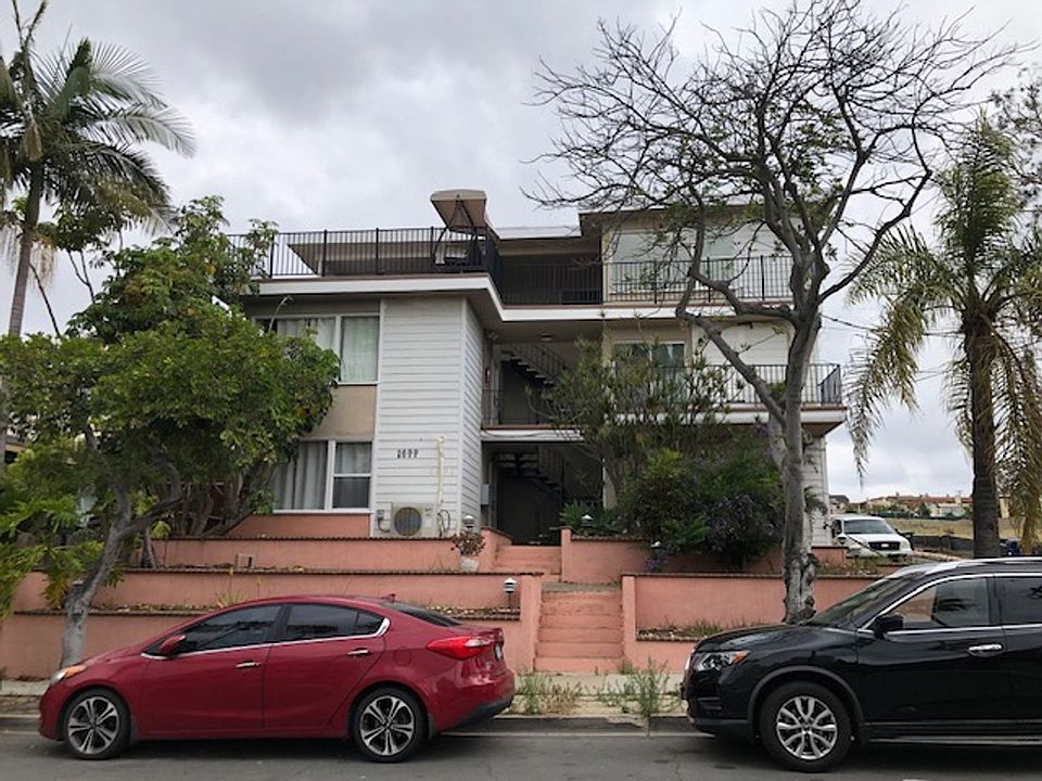 1st image of 2699 E 20th St