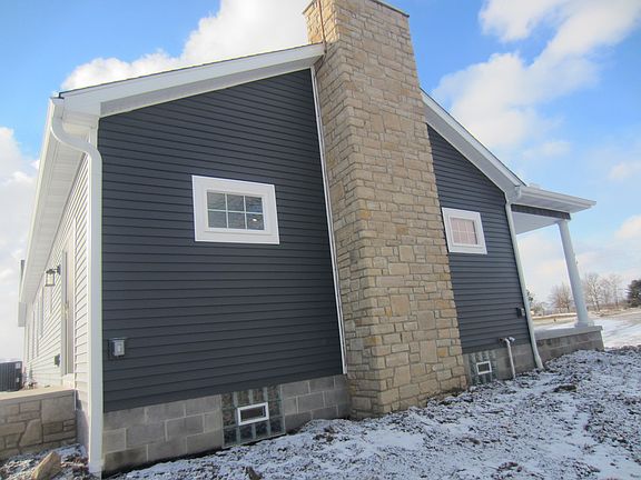 Water spigots each side