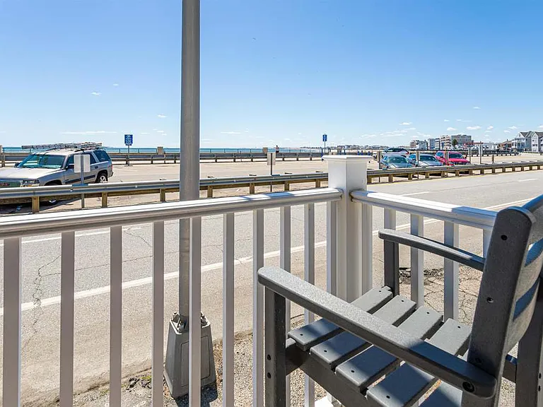 415 Ocean Blvd #103 — Photo 5