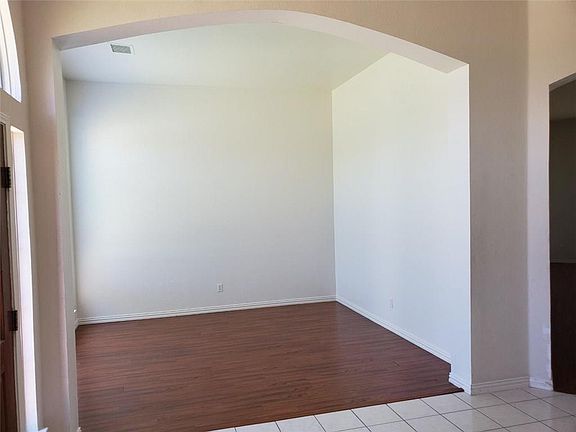 2nd image of 3613 Elmsted Dr