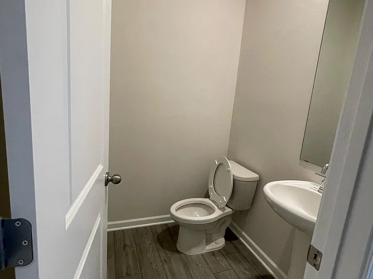 13 Beech Ln N — Photo 12