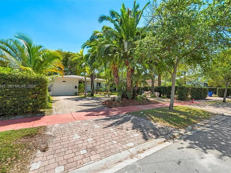 540 S Shore Dr — Photo 51