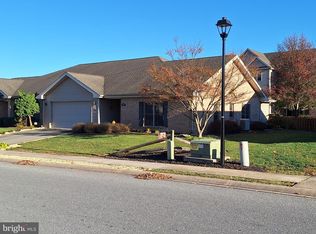 1904 Powell Dr #190, Chambersburg, PA