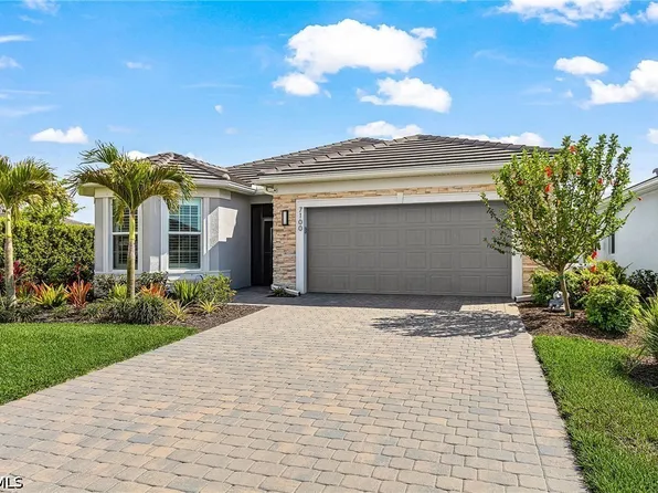 7100 Del Webb Oak Creek Blvd, North Fort Myers, FL 33917