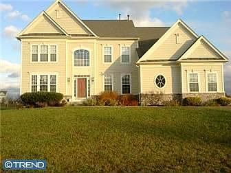 1st image of 115 Laks Dr