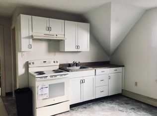 116 School St, North Smithfield, RI 02896