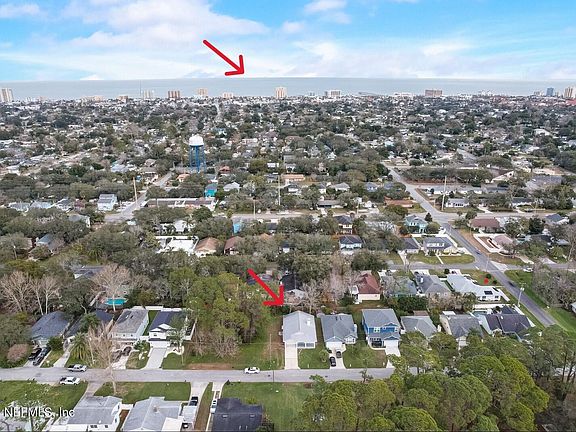 4th image of 1083 17TH Street N