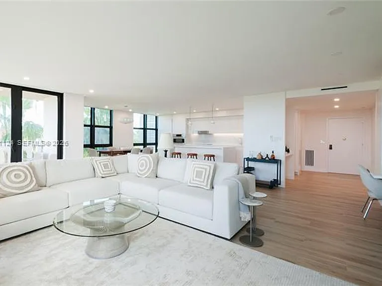 1121 Crandon Blvd #CU-D301 — Photo 5