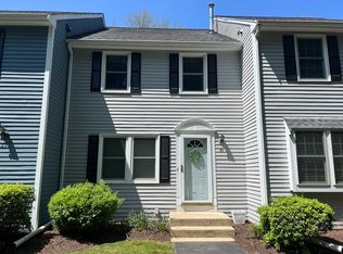 4 Spruce Tree Ln UNIT 40, Norton, MA 02766