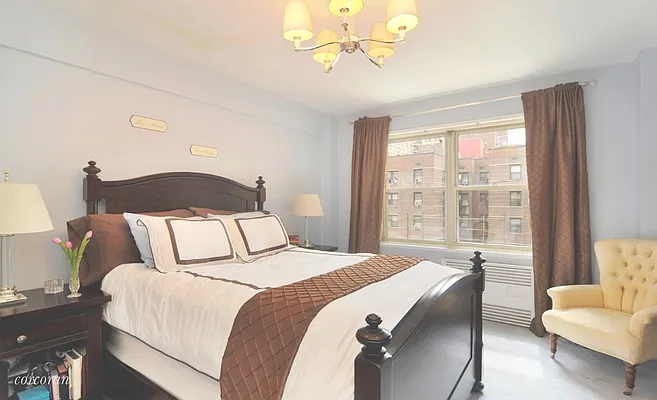 Sold by Corcoran | media 14