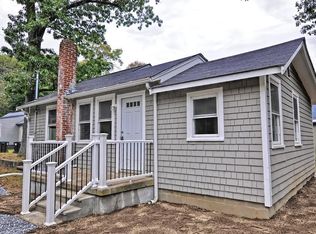 88 Pine Grove Ave, Hanson, MA 02341