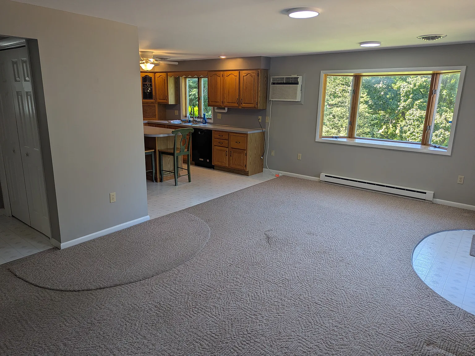 3 bed, 2.5 bath, 1610 sqft, $2,350 — Photo 3