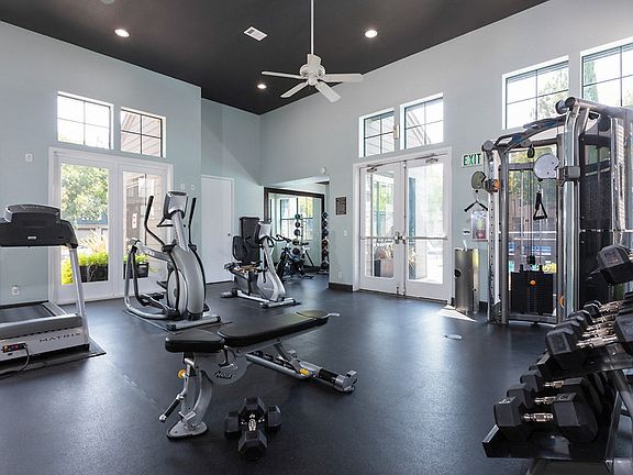 3rd image of 373 River Oaks Cir #9-906