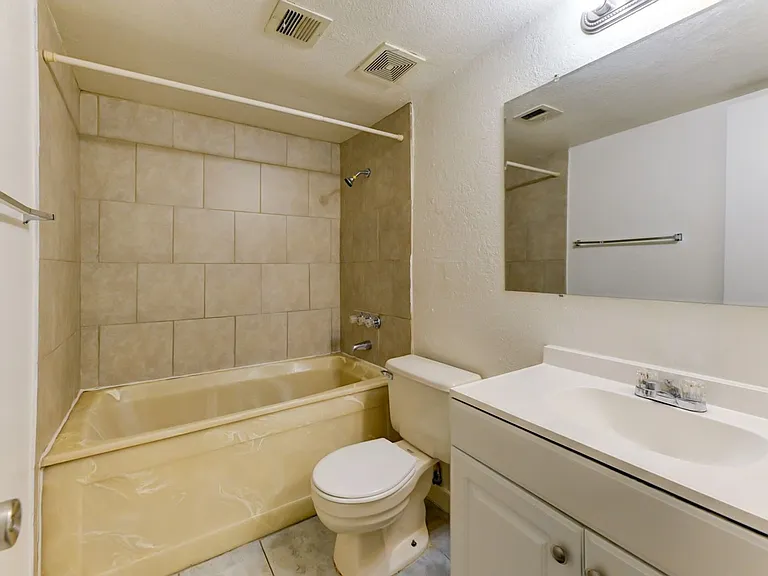 2125 Sun Ave #B — Photo 8