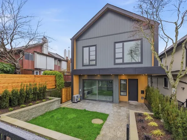 727 E 31st Ave #1, Vancouver, BC V5V 2W9