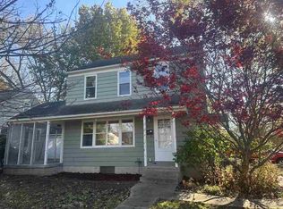 1903 F St, Iowa City, IA 52245