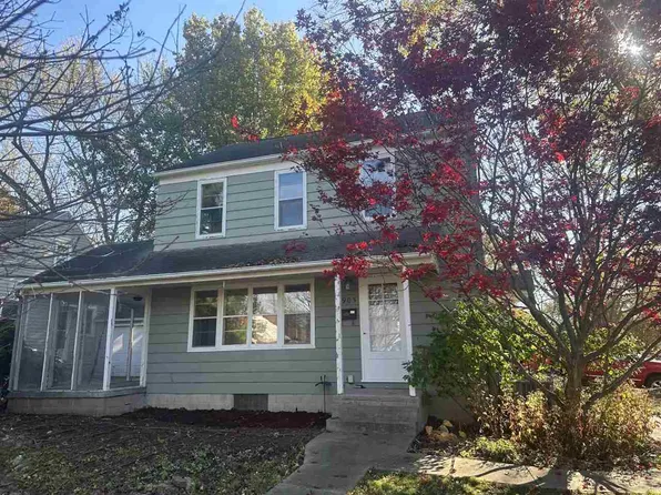1903 F St, Iowa City, IA 52245