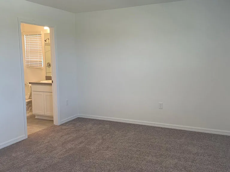 701 Costa Ln — Photo 22