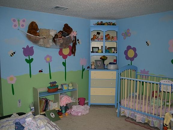 Big secondary Bedrooms