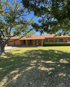 1706 N Trent St, Goldthwaite, TX, 76844