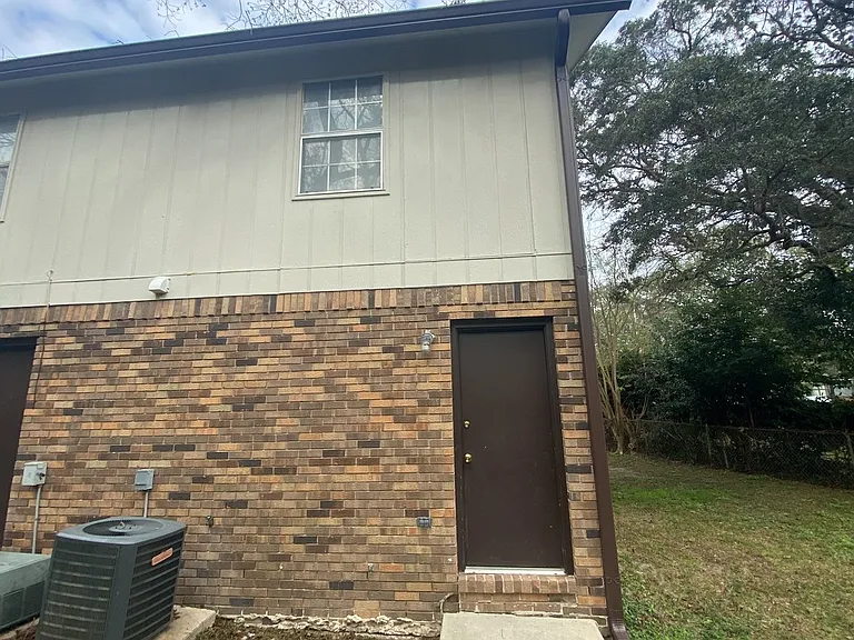 144 Alabama Ave #A — Photo 11