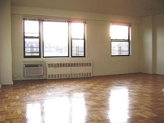 3rd image of 9801 67th Ave APT 12W