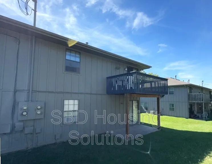16606 E Gudgell Rd #A — Photo 5