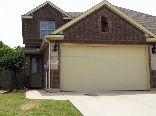 4903 Villas Dr, Sanger, TX 76266