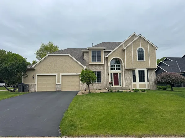 8576 Derby Ct, Eden Prairie, MN 55347