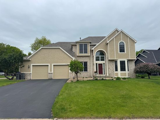8576 Derby Ct, Eden Prairie, MN 55347