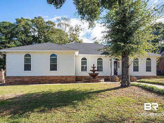 2nd image of 1409 Sugar Creek Pl