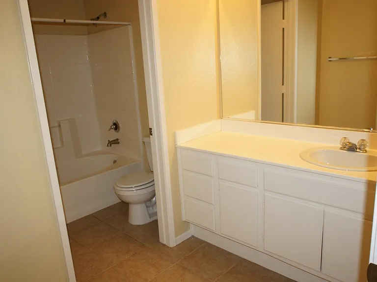 1338 Nicolette Ave #1022 — Photo 12