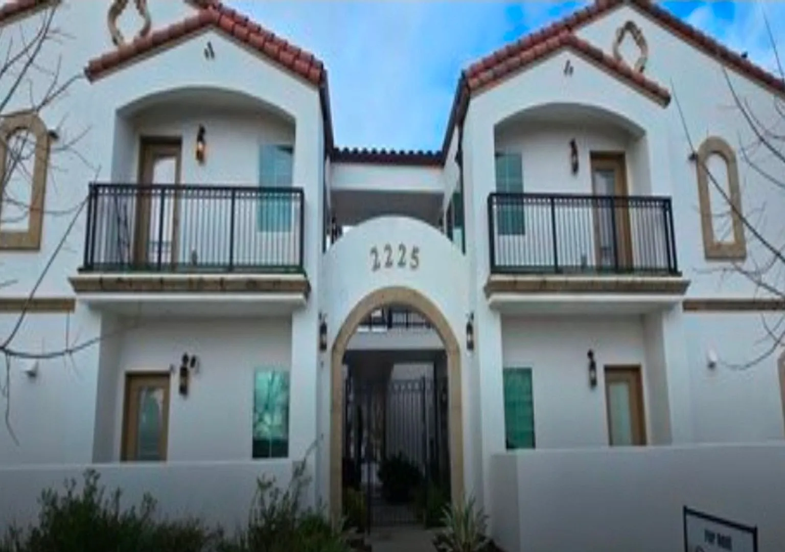 2 bed 1 bath apartment — Photo 2