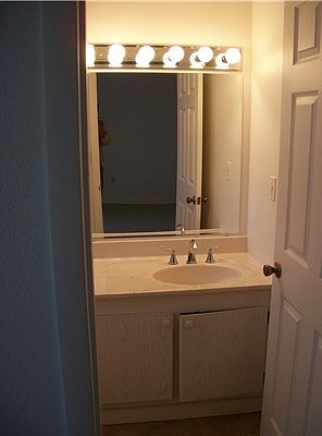 5th image of 823 NE 5th St APT 5