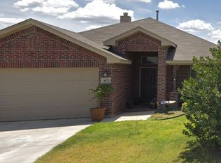 417 Brookhollow Ln, Saginaw, TX 76131