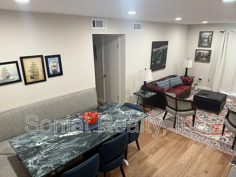 3625 Saint Charles Ave #3A — Photo 8