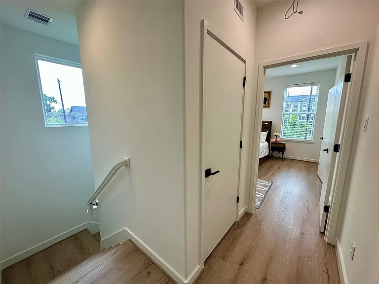 203 Danna Ln #D — Photo 8