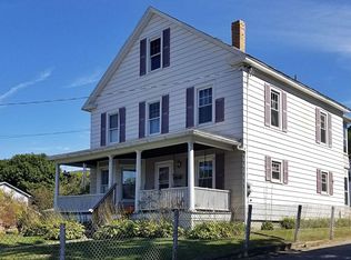 19 N Summer St, Adams, MA 01220