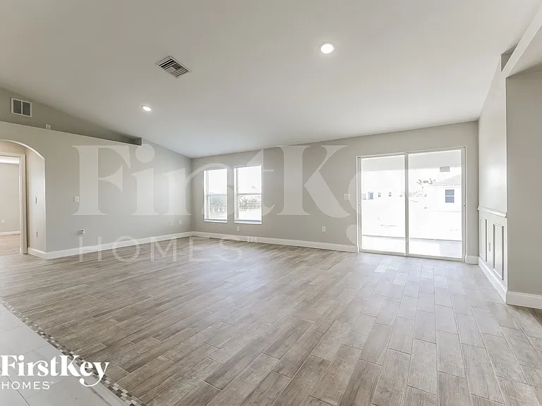 2519 NW 7th St — Photo 3
