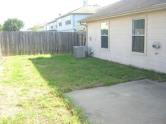5th image of 5727 Clerkenwell Dr