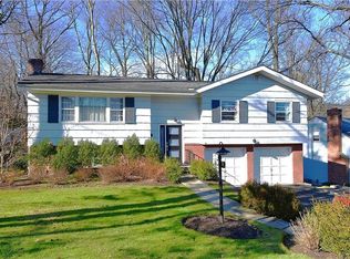 9 Thornwood Pl, Scarsdale, NY 10583