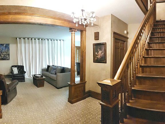 Welcoming foyer