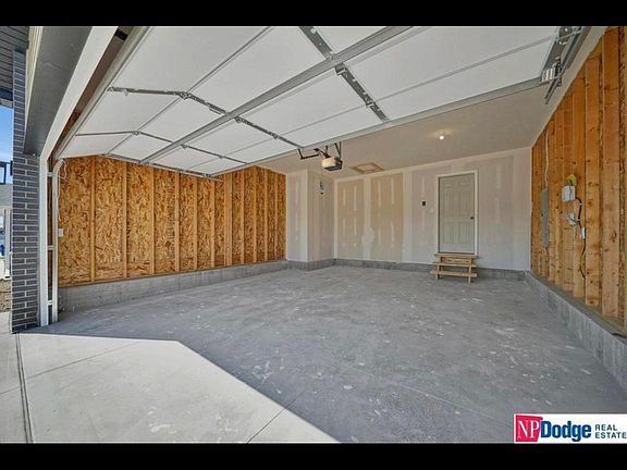 3rd image of 2830 W Kyle Ln