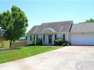 3738 Cave Mill Ct, Clarksville, TN 37042