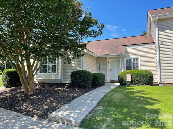 7809 Davinci Ln, Charlotte, NC 28226