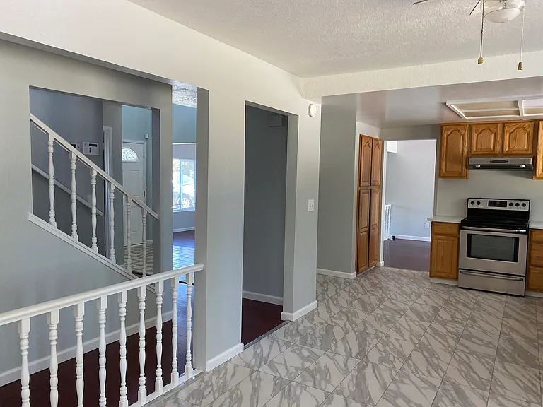2571 Caddie Ct — Photo 5
