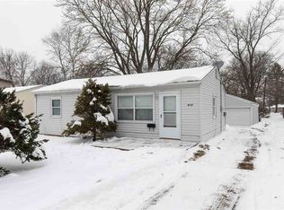 4737 28th Ave, Moline, IL 61265