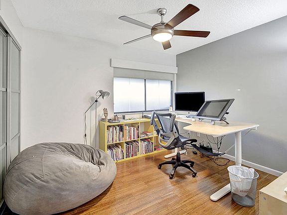 5th image of 141 SW 96th Terrace #302
