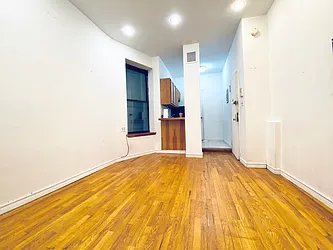 Rented by Union Square Property Management