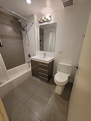 3rd image of 137-35 Elder Ave #609